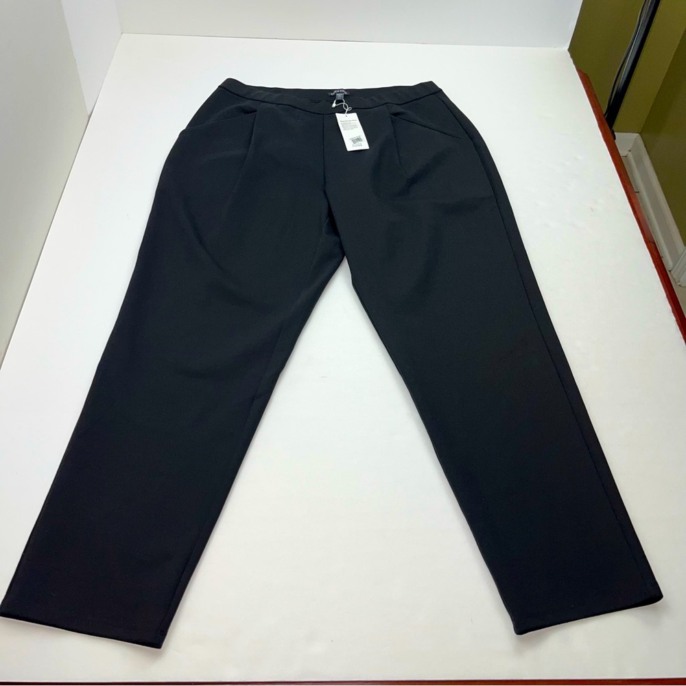 Eileen Fisher Taper Ankle Pant Womens Size Medium Black Stretch Pull-on NEW